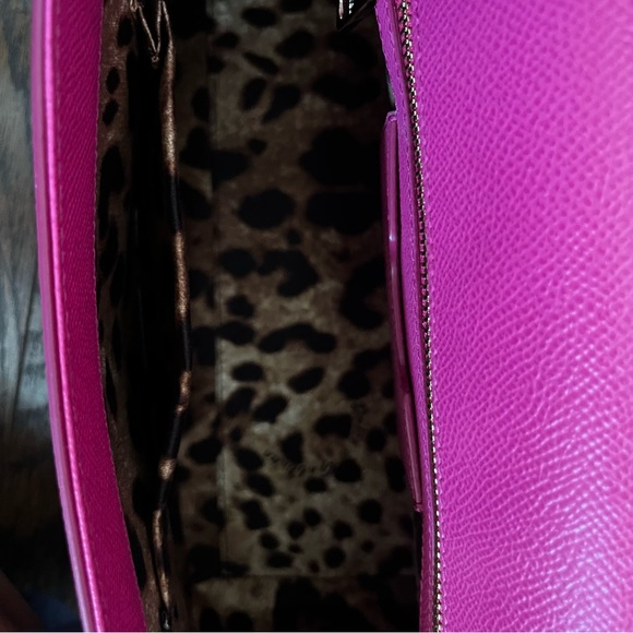 DOLCE & GABBANA Dauphine Oops Patch Medium Miss Sicily Satchel Rosa Geranio EUC - Picture 6 of 13